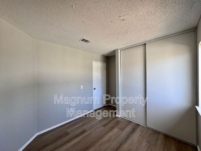 Building Photo - 24743 Angella Way