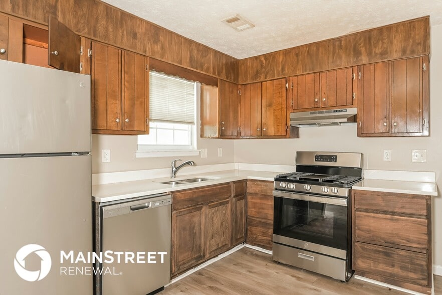 Building Photo - 4056 Chimney Ridge Way