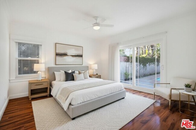 Building Photo - 743 N Orange Dr