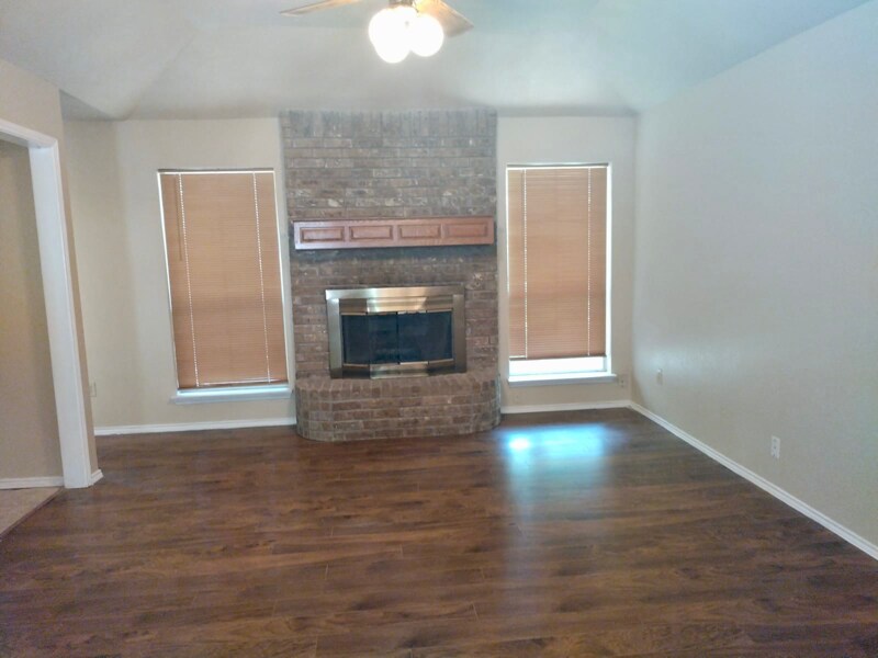 Building Photo - 5418 Lansingford Trail
