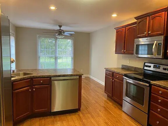 Building Photo - 10807 Bardstown Woods Blvd