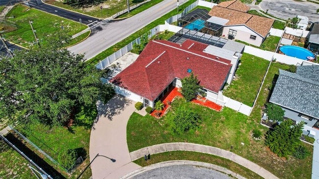 Building Photo - 8005 Pepperidge Ln