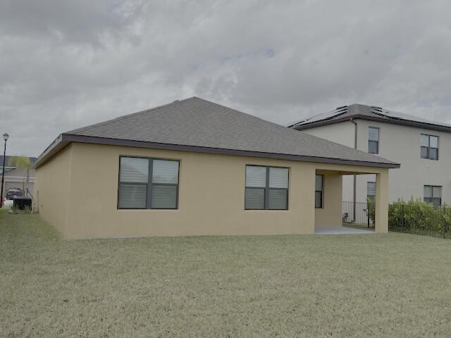 Building Photo - 9982 SW Triton Wy