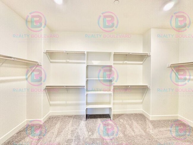 Building Photo - Home in the Five Ridges Community 4 Bedroom 3 Bathroom 2 Car Garage With Loft