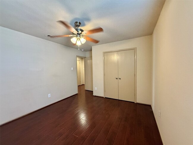 Building Photo - 24210 Silversmith Ln