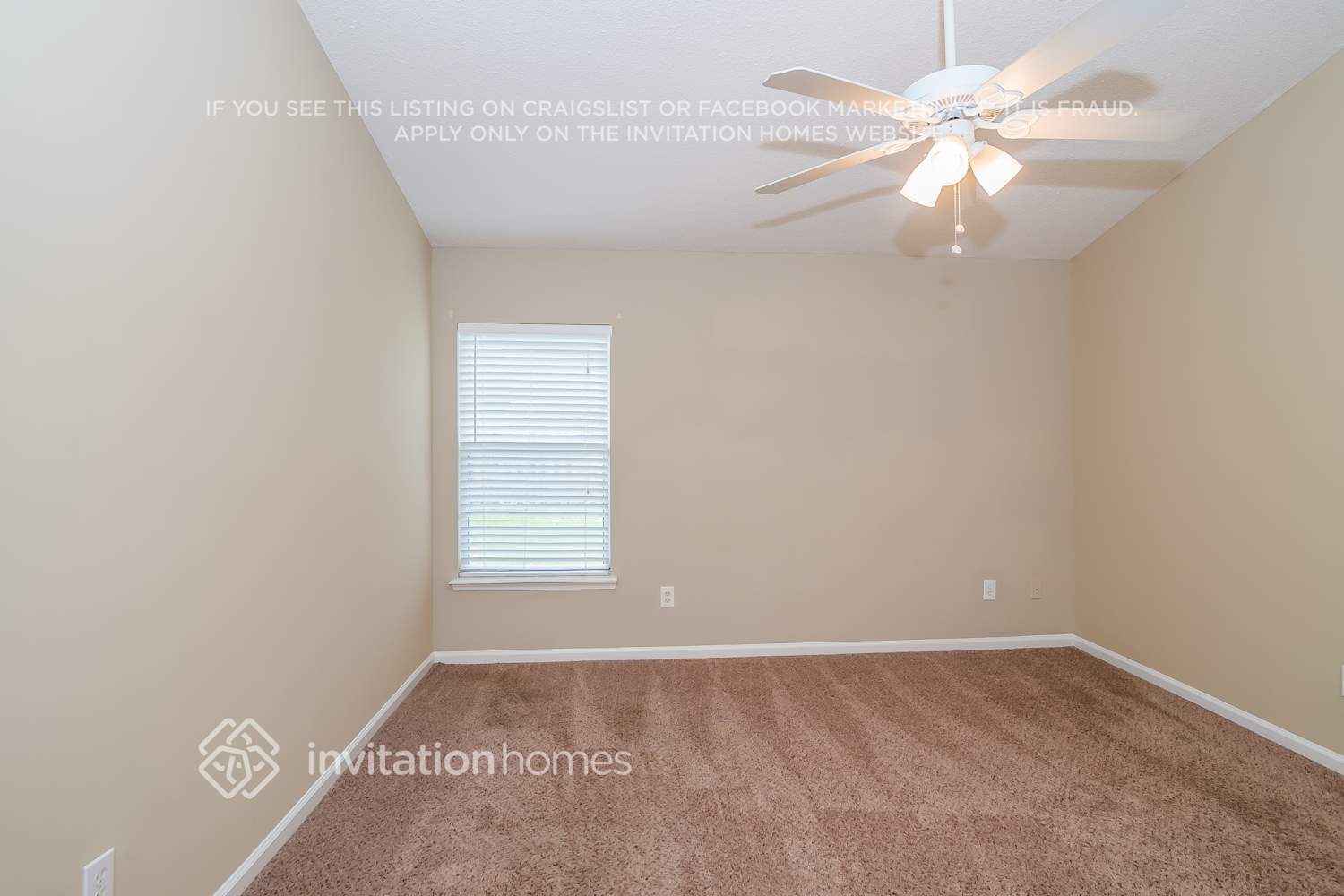 Building Photo - 129 Dragonfly Dr