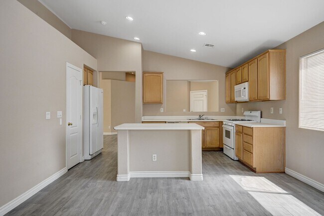 Building Photo - Single Family Home in N Las Vegas Aliante Area