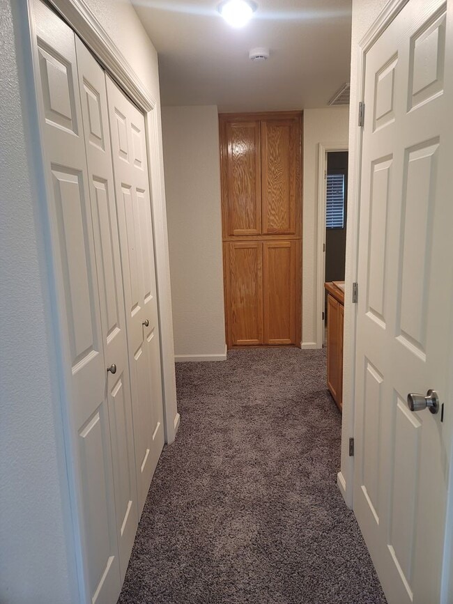 Building Photo - 3637 W Babcock Ct