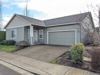 Building Photo - 958 Harbour Ln NE