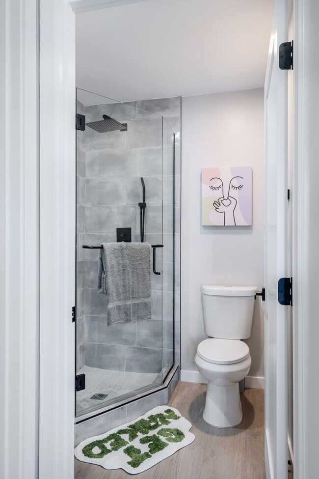 Building Photo - 6407 Richard St