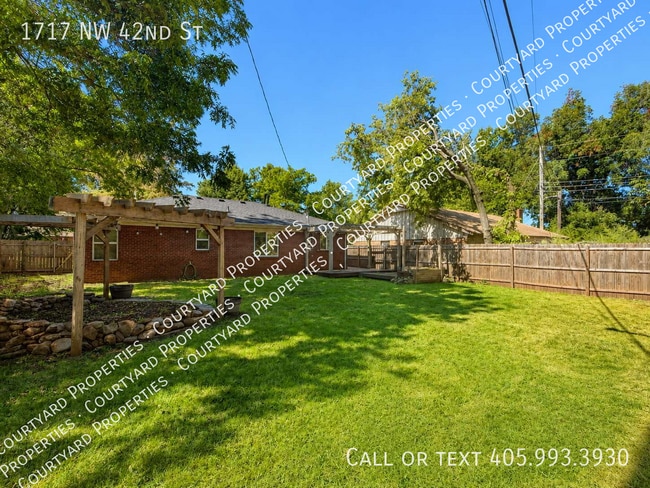 Building Photo - 1717 NW 42nd St