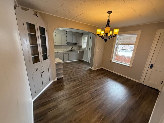 Building Photo - 191/121 W Kemp