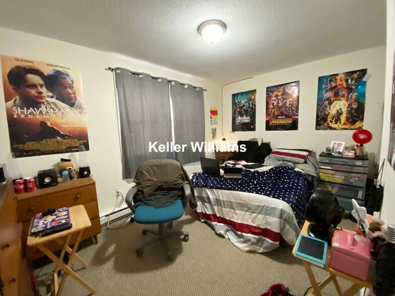 Building Photo - 41 Lawn St