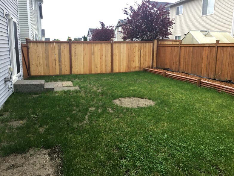 Building Photo - 14827 99th Way Southeast