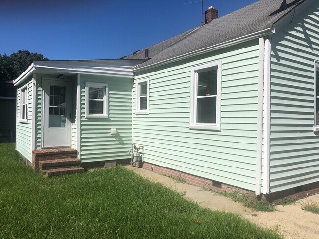 Building Photo - 3307 Chalfin Ave