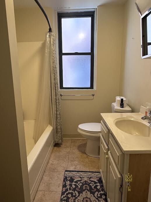 Building Photo - 1090 Beacon St