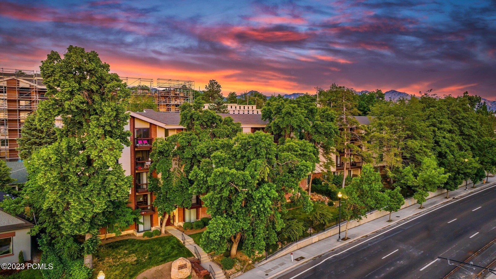 Building Photo - 425 S 1000 E