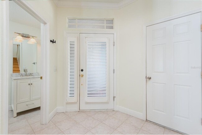 Building Photo - 2876 Bayshore Trails Dr