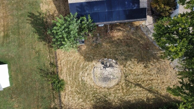 Building Photo - 6120 Dove Lake View