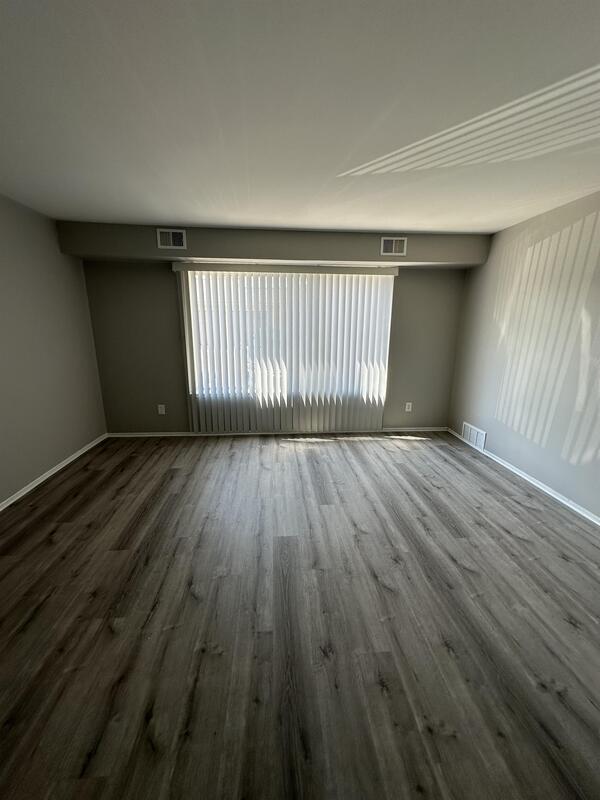 Building Photo - 413 St John St