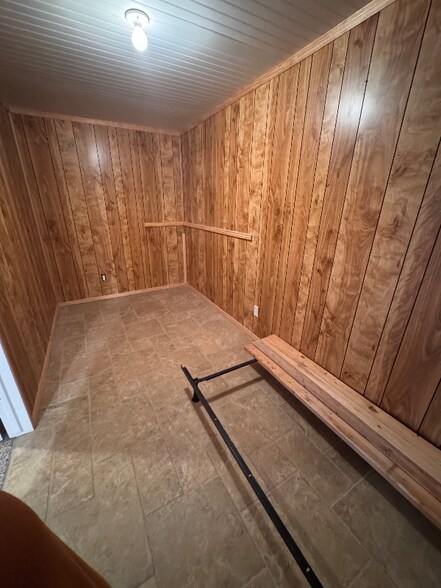 Building Photo - 5202 Butterfield Peak Cir