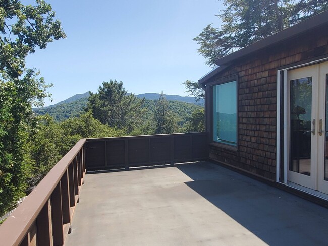 Building Photo - San Anselmo - Modern Day Cabin in the Wood...