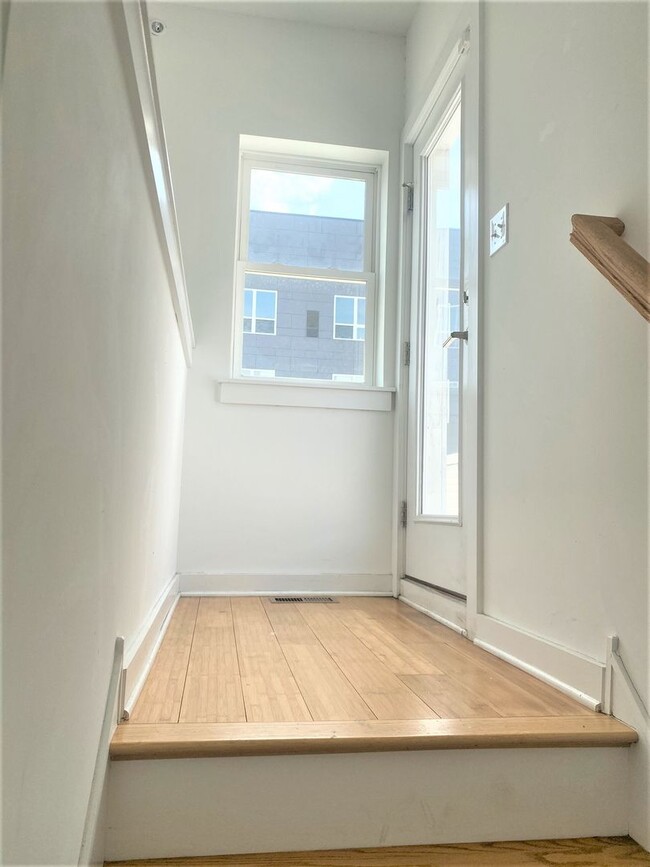 Building Photo - House for Rent in Fishtown