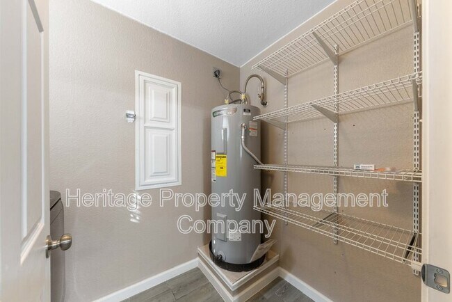 Building Photo - 219 Coriander Bend