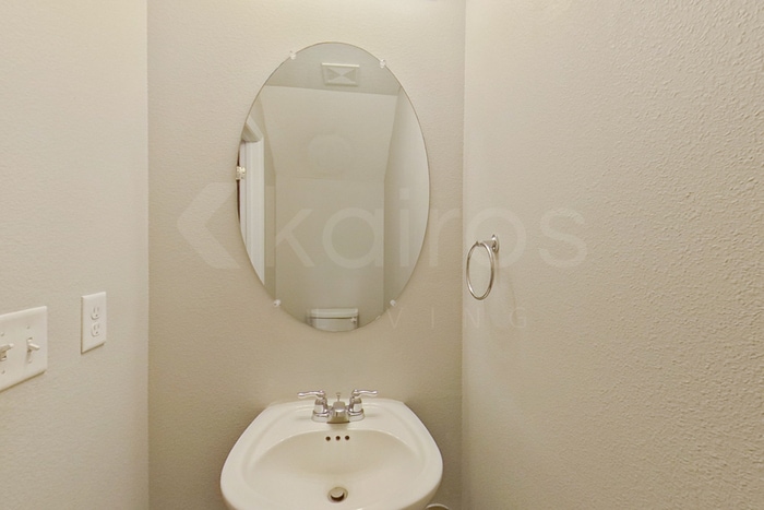 Building Photo - 2955 W Pintado Dr