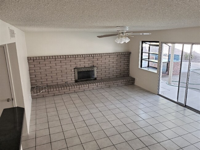 Building Photo - 7450 Trudy Ln