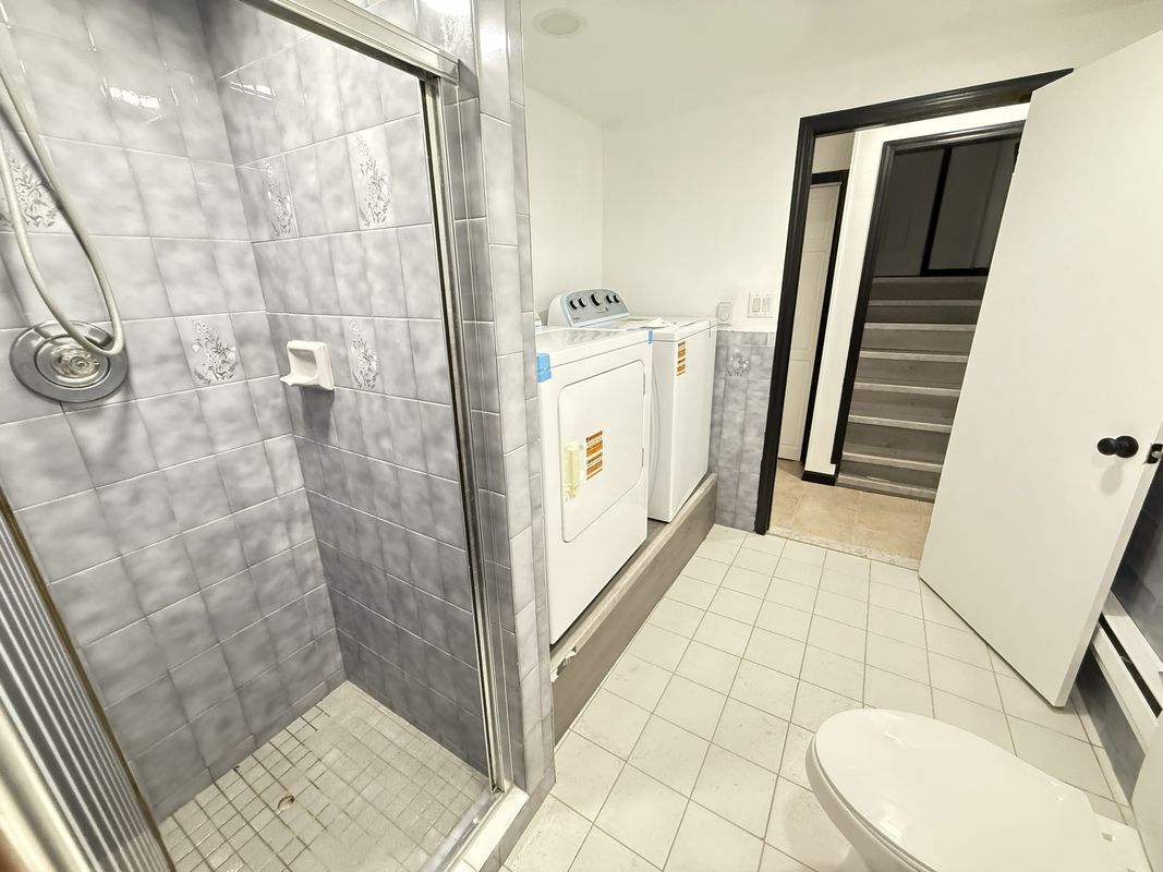 Building Photo - 8066 Red Squirrel Dr