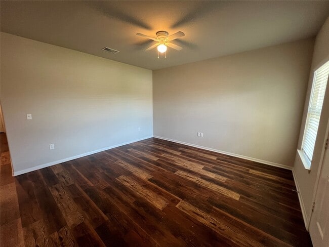 Building Photo - 2701 Ginger Ct