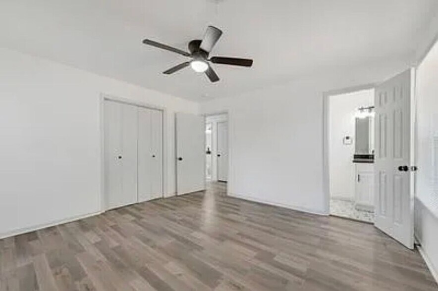 Building Photo - 725 W Brock St