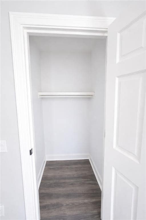 Building Photo - 71 E George St