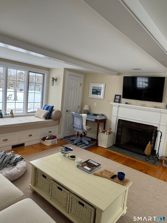 Building Photo - 84 Waterside Ln