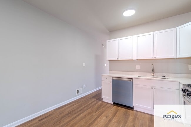 Building Photo - 2314 Jefferson St