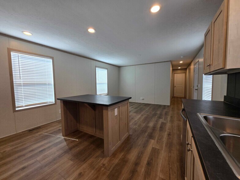 Building Photo - 52436 Winston Ct