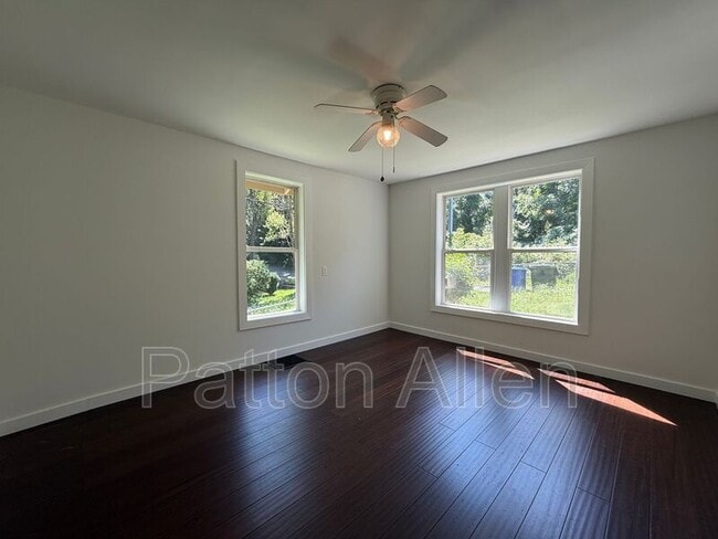 Building Photo - 152 Ardmore St