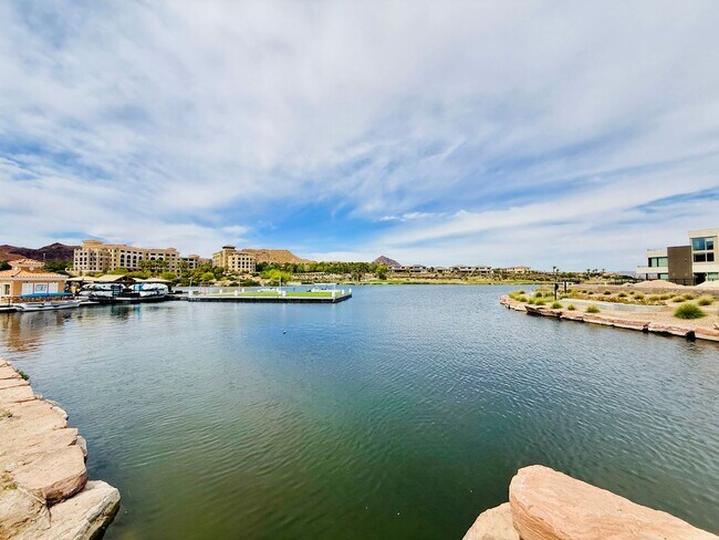 Building Photo - Live in the heart of Lake Las Vegas Village!