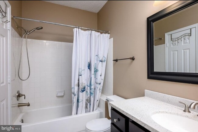 Building Photo - 14317 Climbing Rose Way