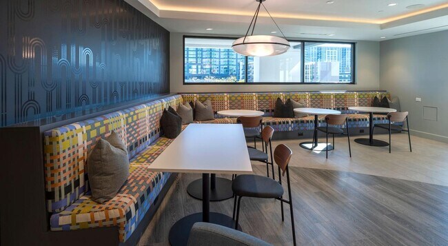 Building Photo - 1801 Patterson St