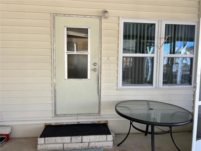 Building Photo - 1500 County Rd 1