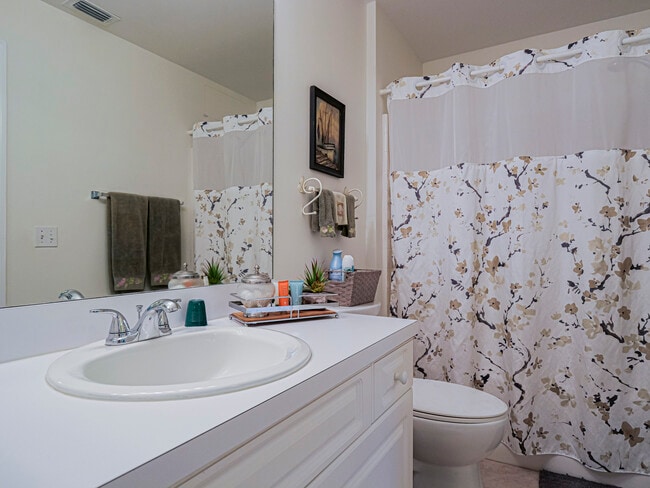 Building Photo - 235 Grand Royale Cir