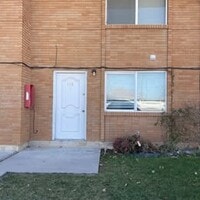 Building Photo - 138 N 200 W St
