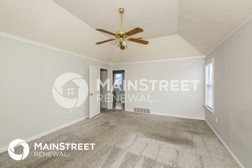 Building Photo - 4737 Calgary Cove