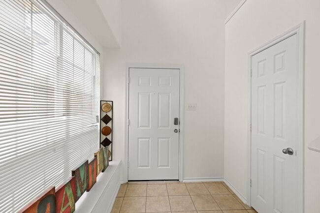 Building Photo - 5651 Stonecloud Ln