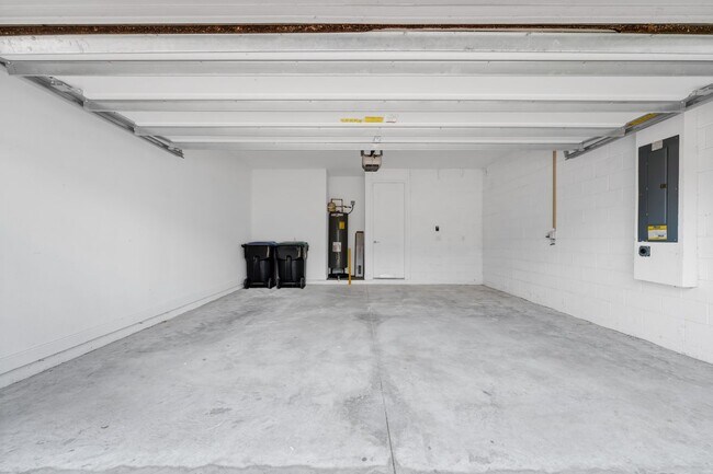Building Photo - 7381 Alpine Butterfly Ln