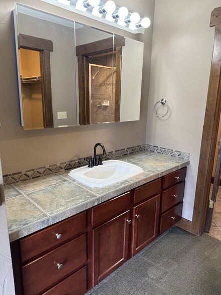 Building Photo - 4098 Timbervale Dr