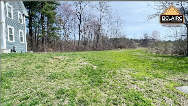 Building Photo - Cozy Country Living