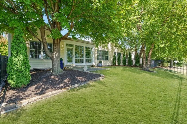 Building Photo - 1632 Cobblefield Rd